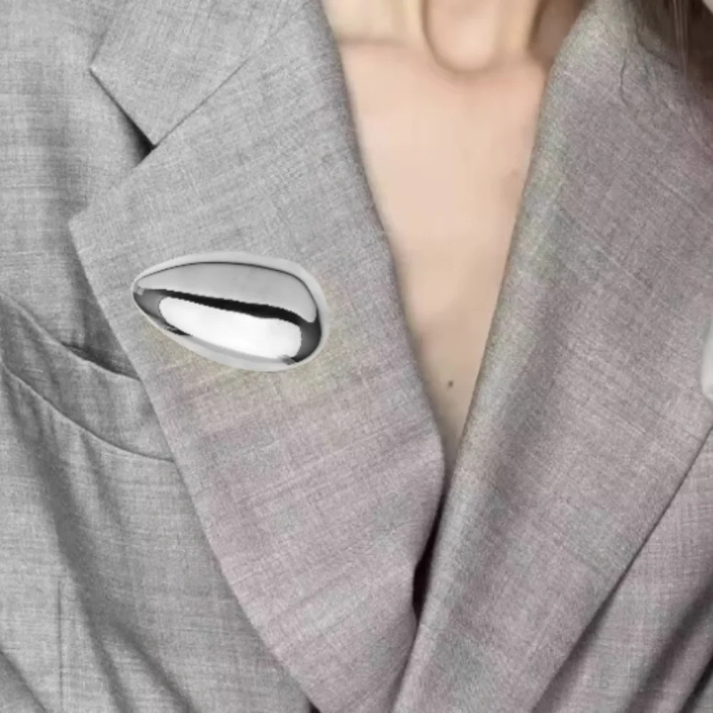 New! ZARA Silver Teardrop Brooch Minimalist Liquid Metal Sculptural Pin | NWOT